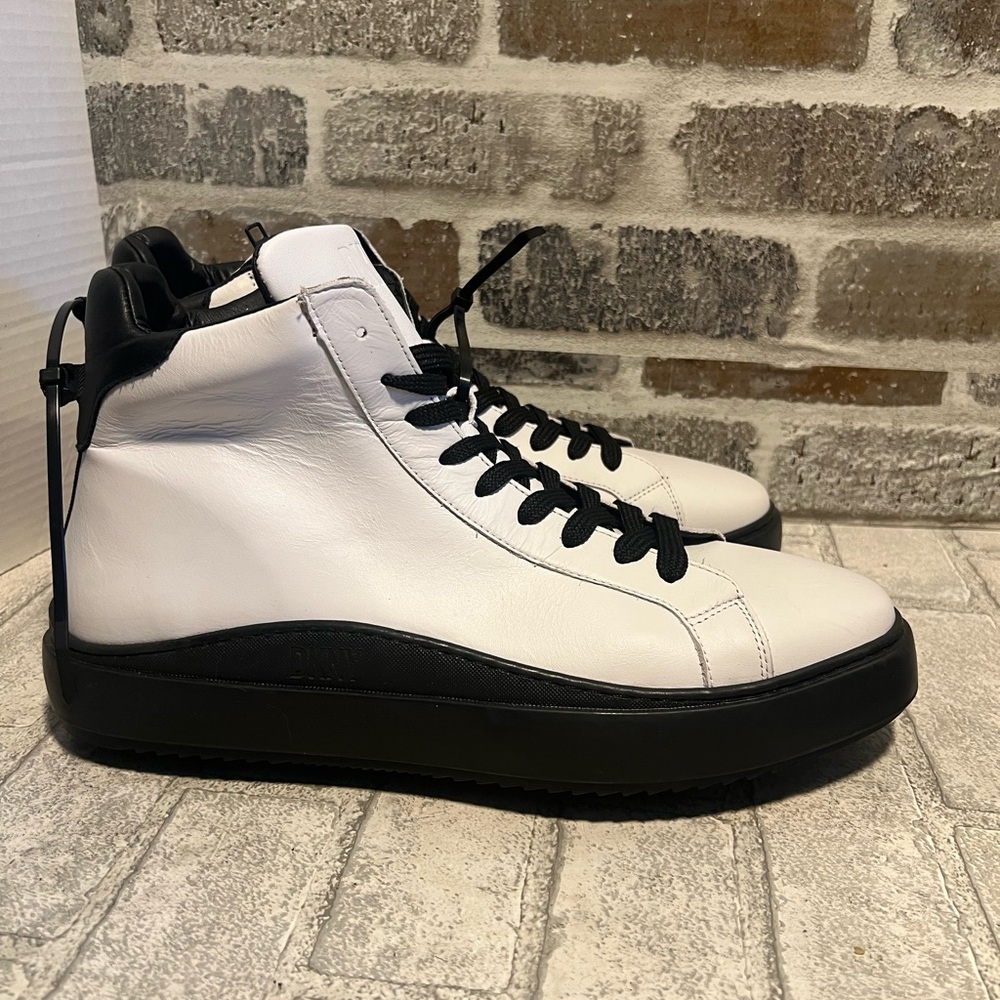DKNY Genuine Leather Lace-up Wedge Sneakers 12 new